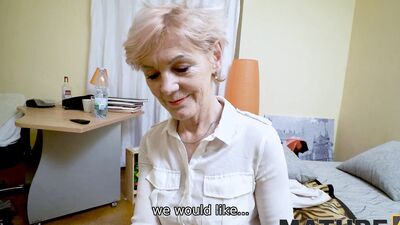 MATURE4K. Mature woman authorizes the boy to know her maximally close